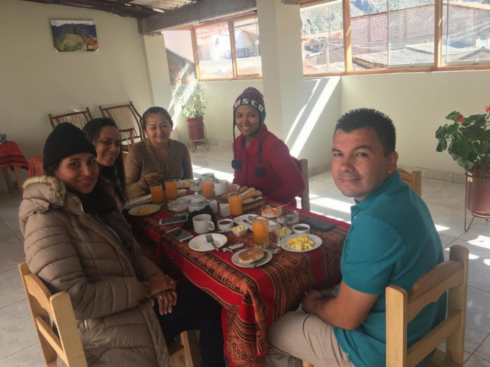 Hostal Apu Qhawarina